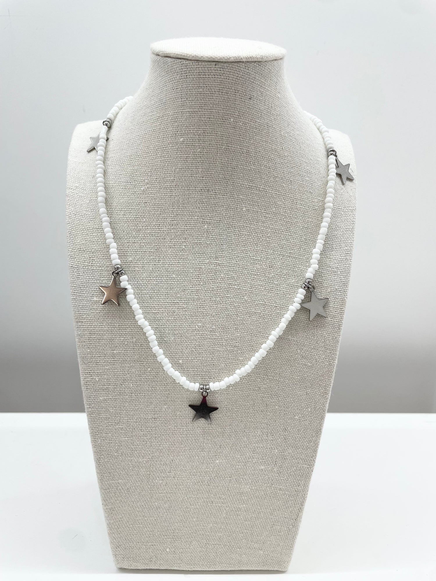 Collana colorata stelline