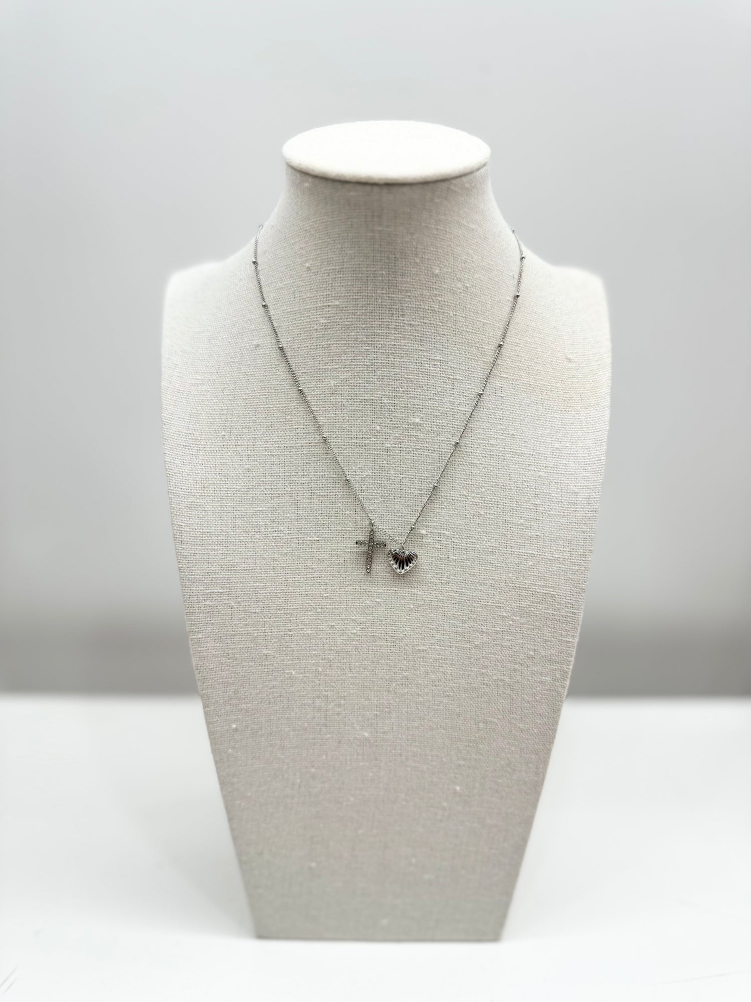 Collana cuore e croce