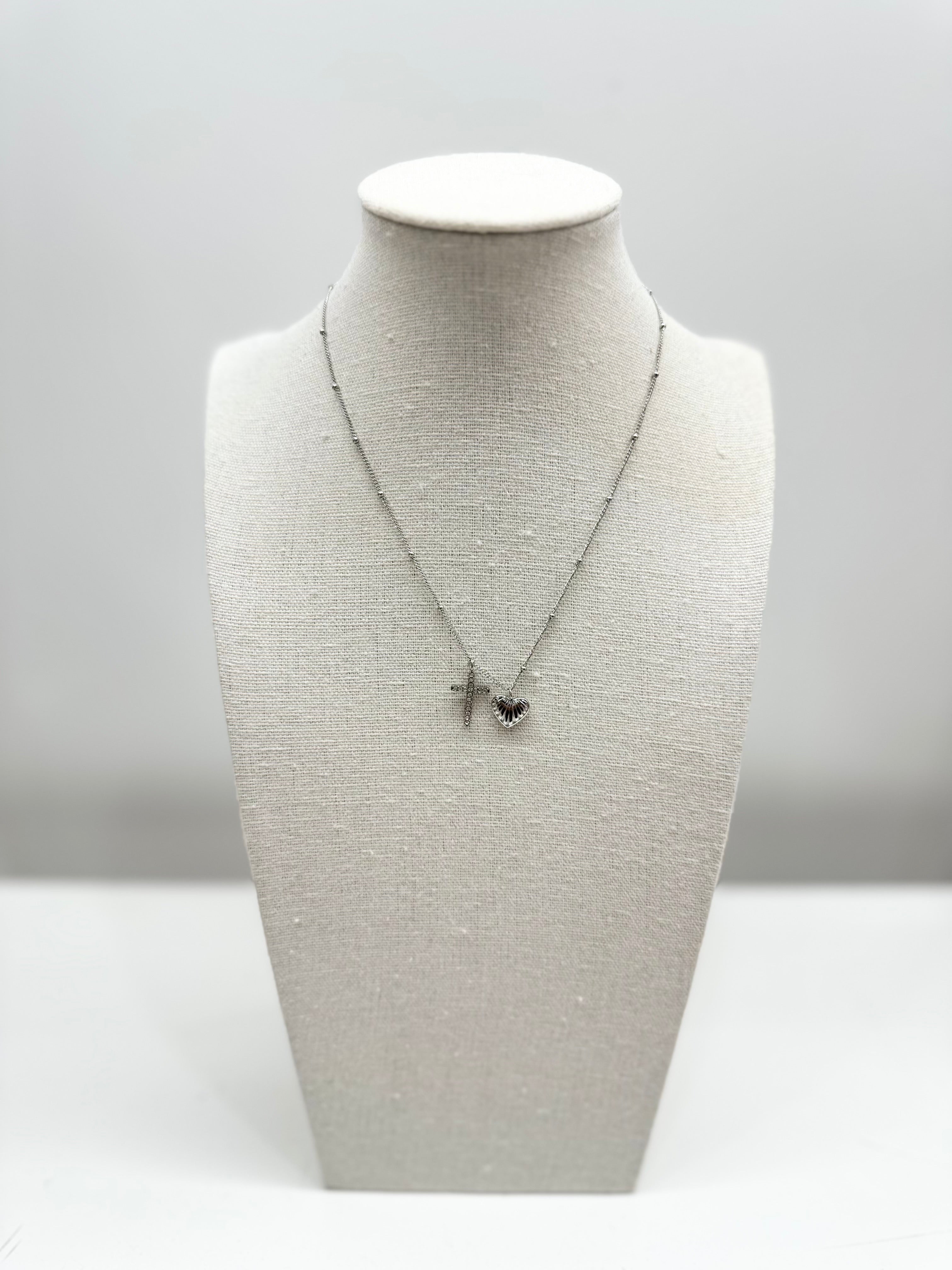 Collana cuore e croce